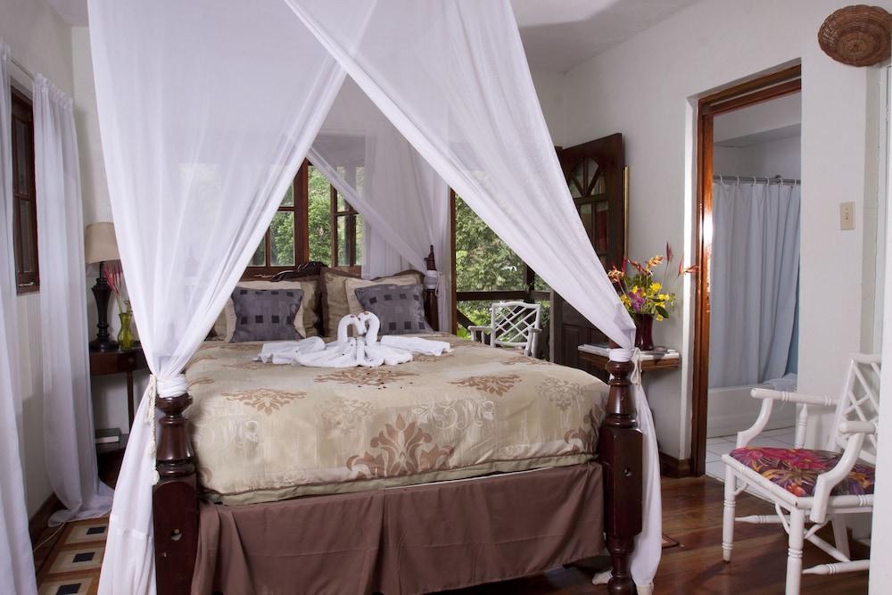 Forres Park Hotel Kingston Luaran gambar